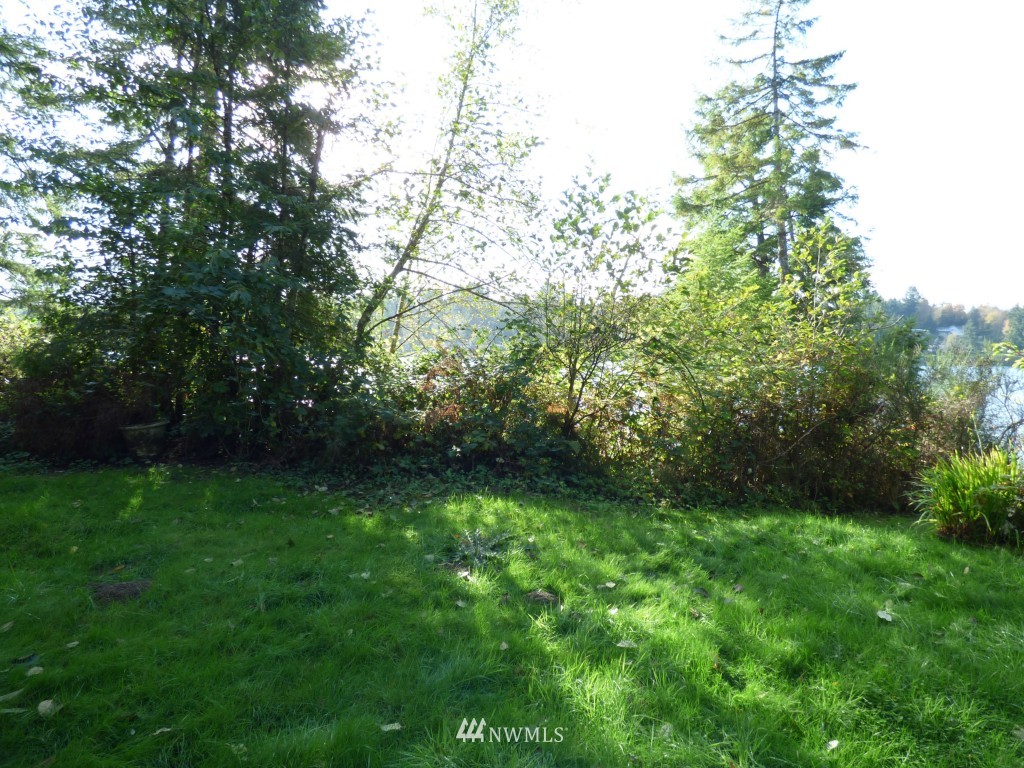 5501 Johnson Point Road Northeast Olympia, WA 98516 - Photo 6 of 15 Gallery Image 6