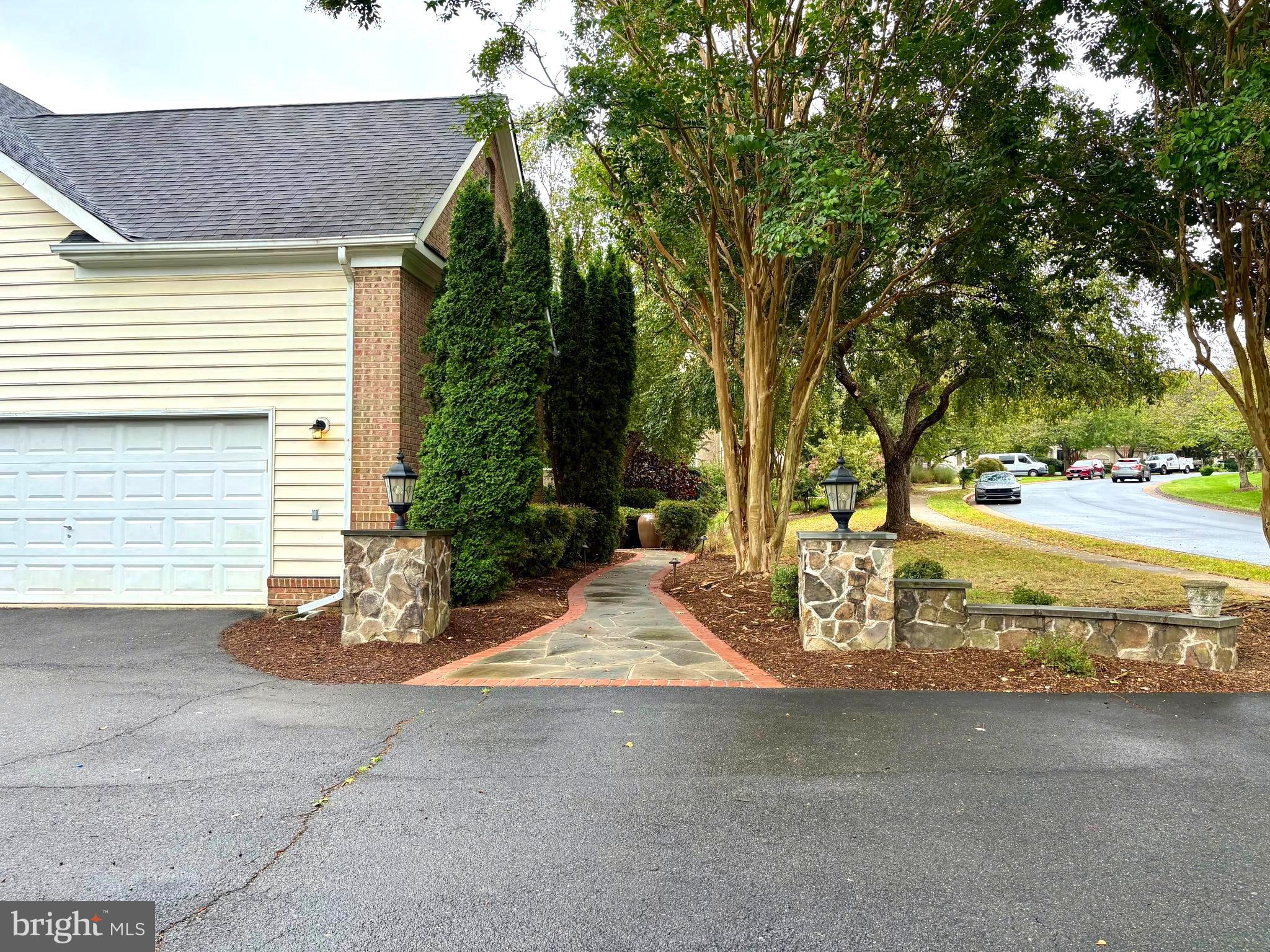 1151 Fieldview Drive Reston, VA 20194 - Photo 4 of 79