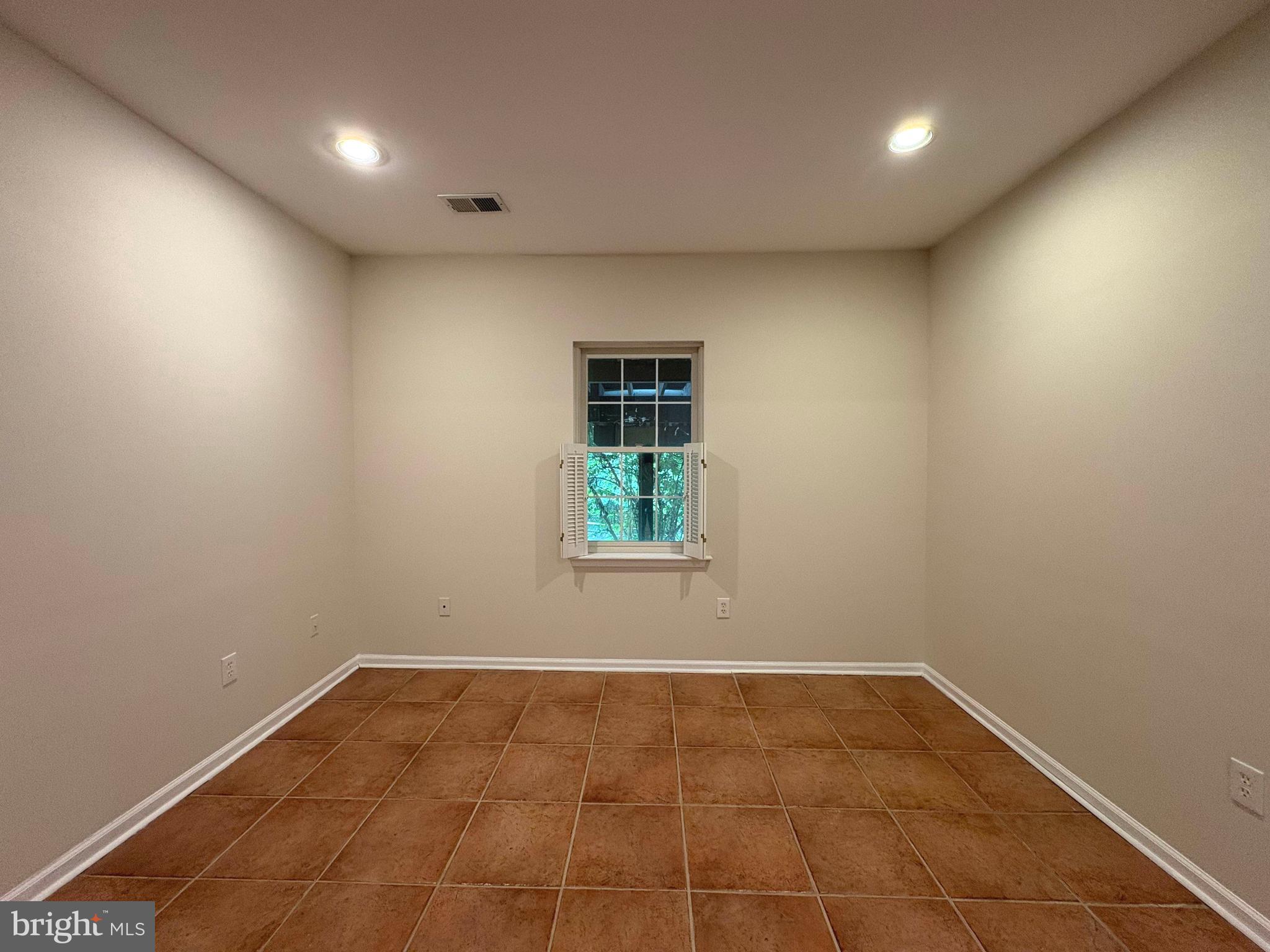 1151 Fieldview Drive Reston, VA 20194 - Photo 56 of 79 a view of an empty room
