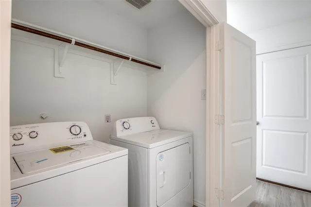 $1,700 | 1426 Running Mare Way, Crandall, TX 75114