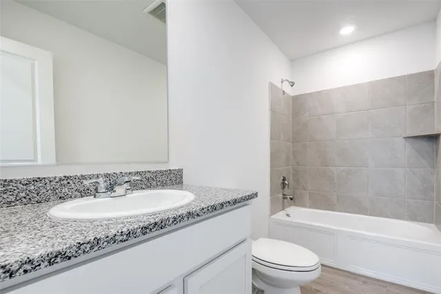 $1,700 | 1426 Running Mare Way, Crandall, TX 75114