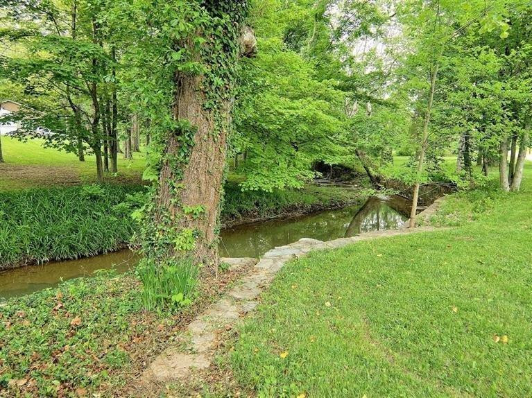 10157 Marshall Road Covington, KY 41015 - Photo 5 of 30