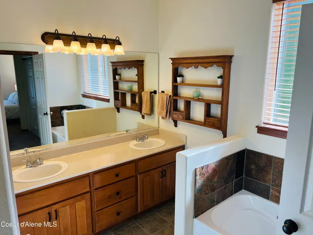 $795,000 | 3588 West Loxton Loop, Coeur D'Alene, ID 83815