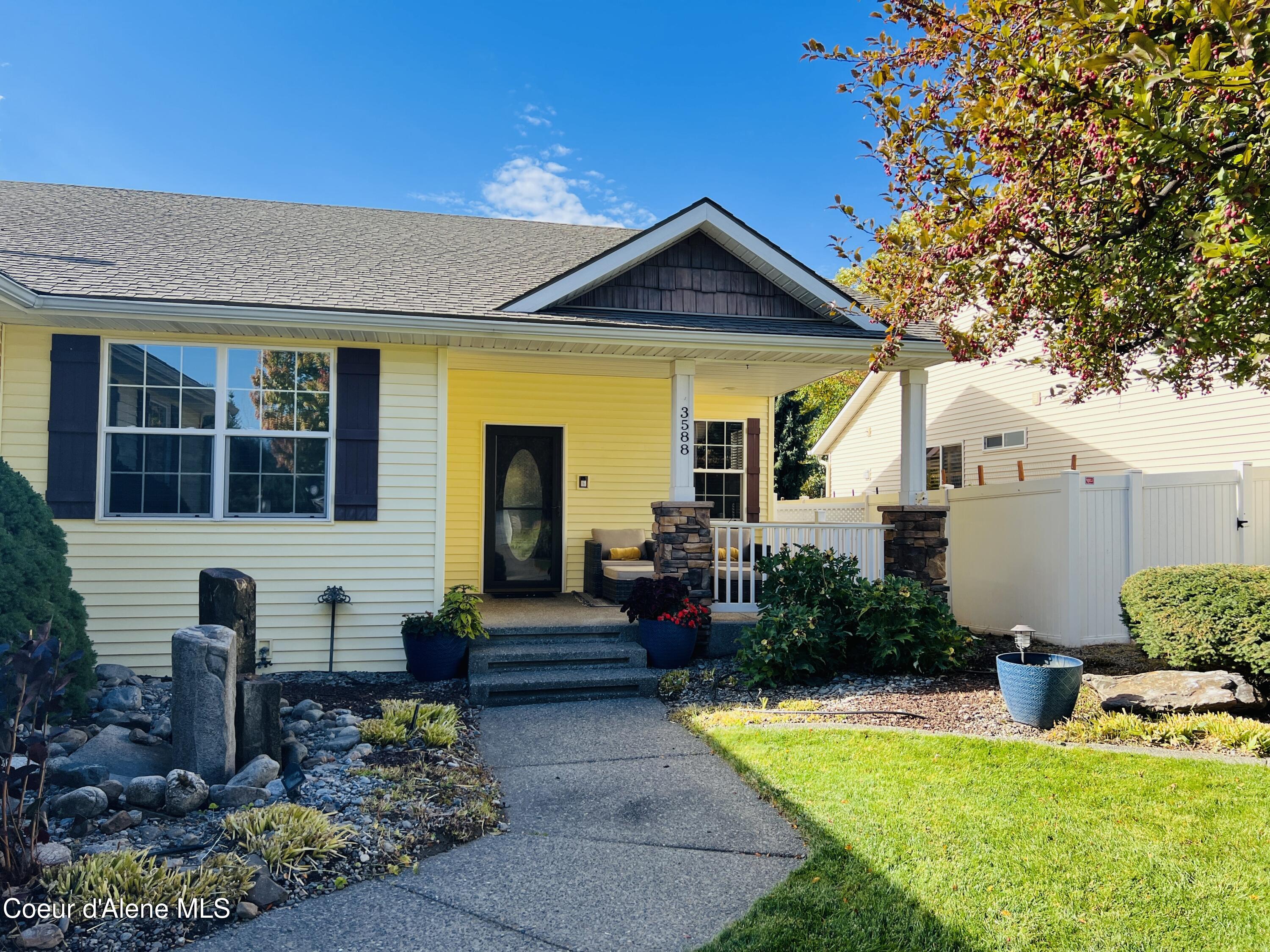 3588 West Loxton Loop Coeur D'Alene, ID 83815 - Photo 2 of 50 IMG_4350