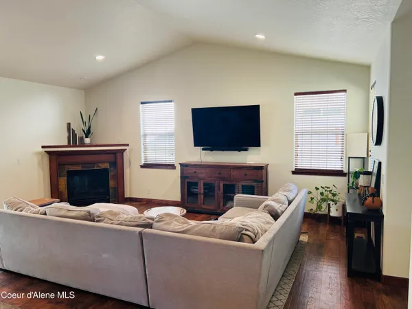 $774,999 | 3588 West Loxton Loop, Coeur D'Alene, ID 83815