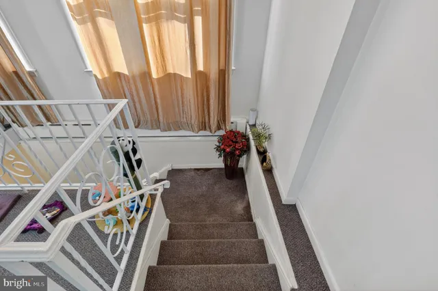 a view of an entryway