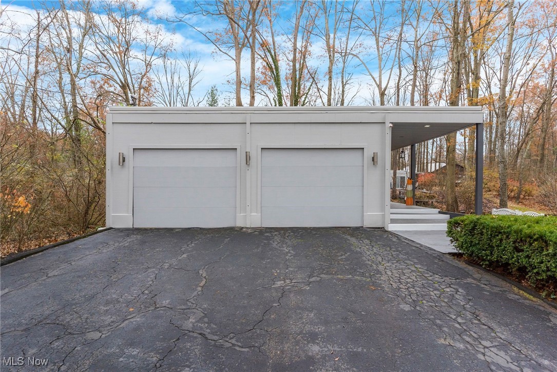 1800 Howland Wilson Road Northeast Warren, OH 44484 - Photo 11 of 43 Gallery Image 11