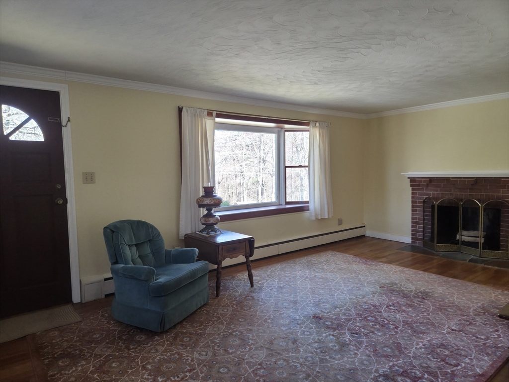 187 Brigham Hill Road Grafton, MA 01536 - Photo 6 of 17