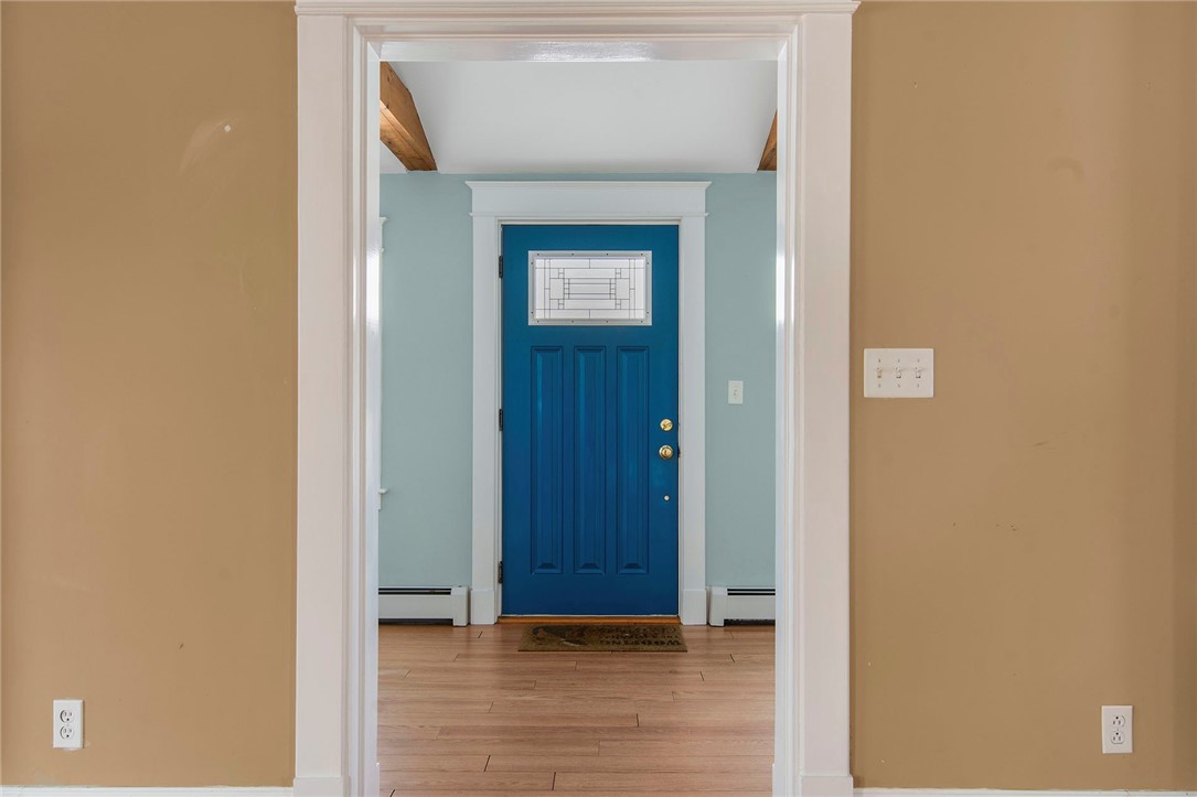 2 Overbrook Avenue Warwick, RI 02889 - Photo 6 of 24