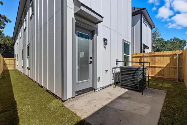 $318,000 | 2532 Lowery Street, Dallas, TX 75215