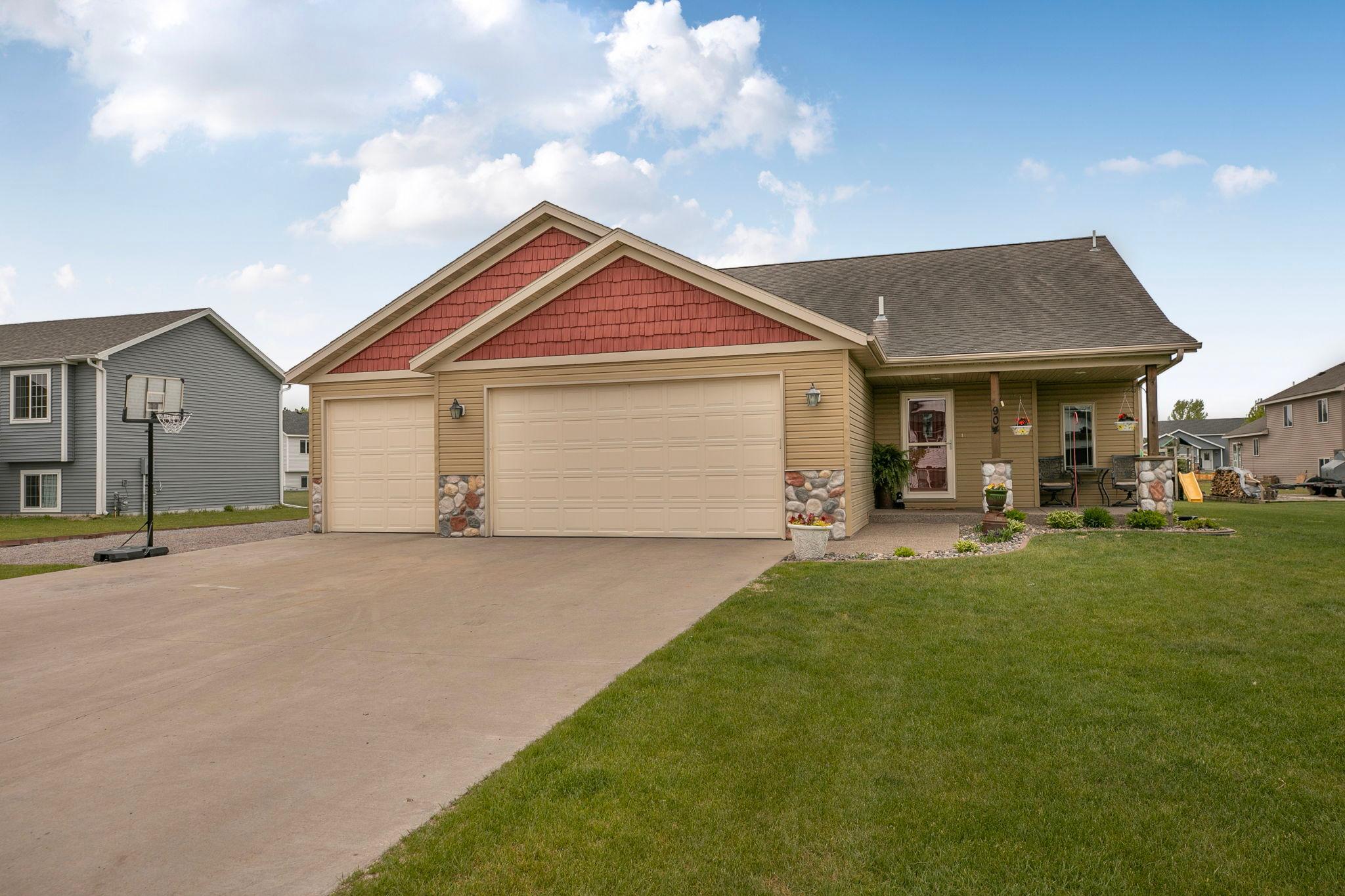 904 7th Street Northeast Rice, MN 56367 - Photo 11 of 29