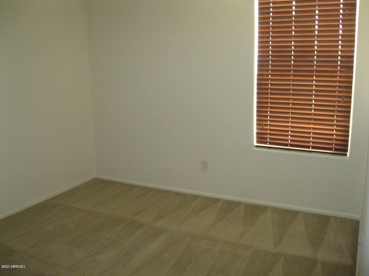 2423 West Via Dona Road Phoenix, AZ 85085 - Photo 7 of 9 Via Dona Bedrm 2