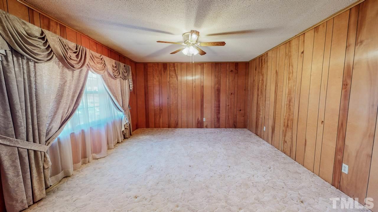 122 Henderson Road Roxboro, NC 27573 - Photo 9 of 27