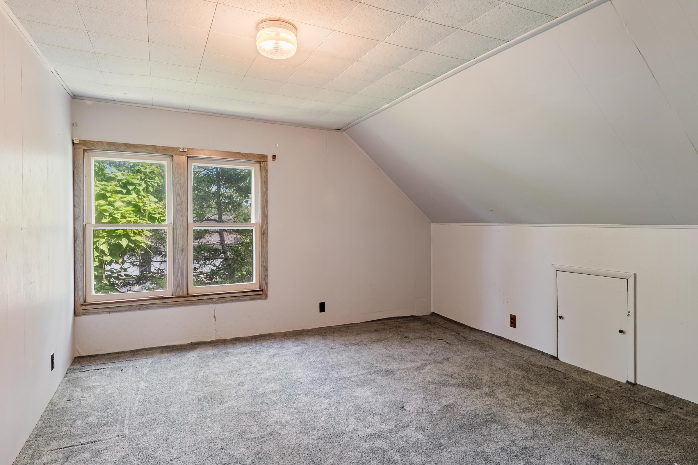 810 South Grove Street Ripon, WI 54971 - Photo 27 of 44