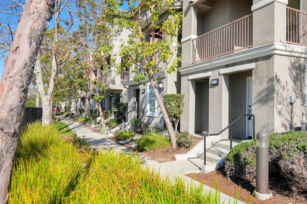 1574 Hackberry Place Chula Vista, CA 91915 - Photo 2 of 25