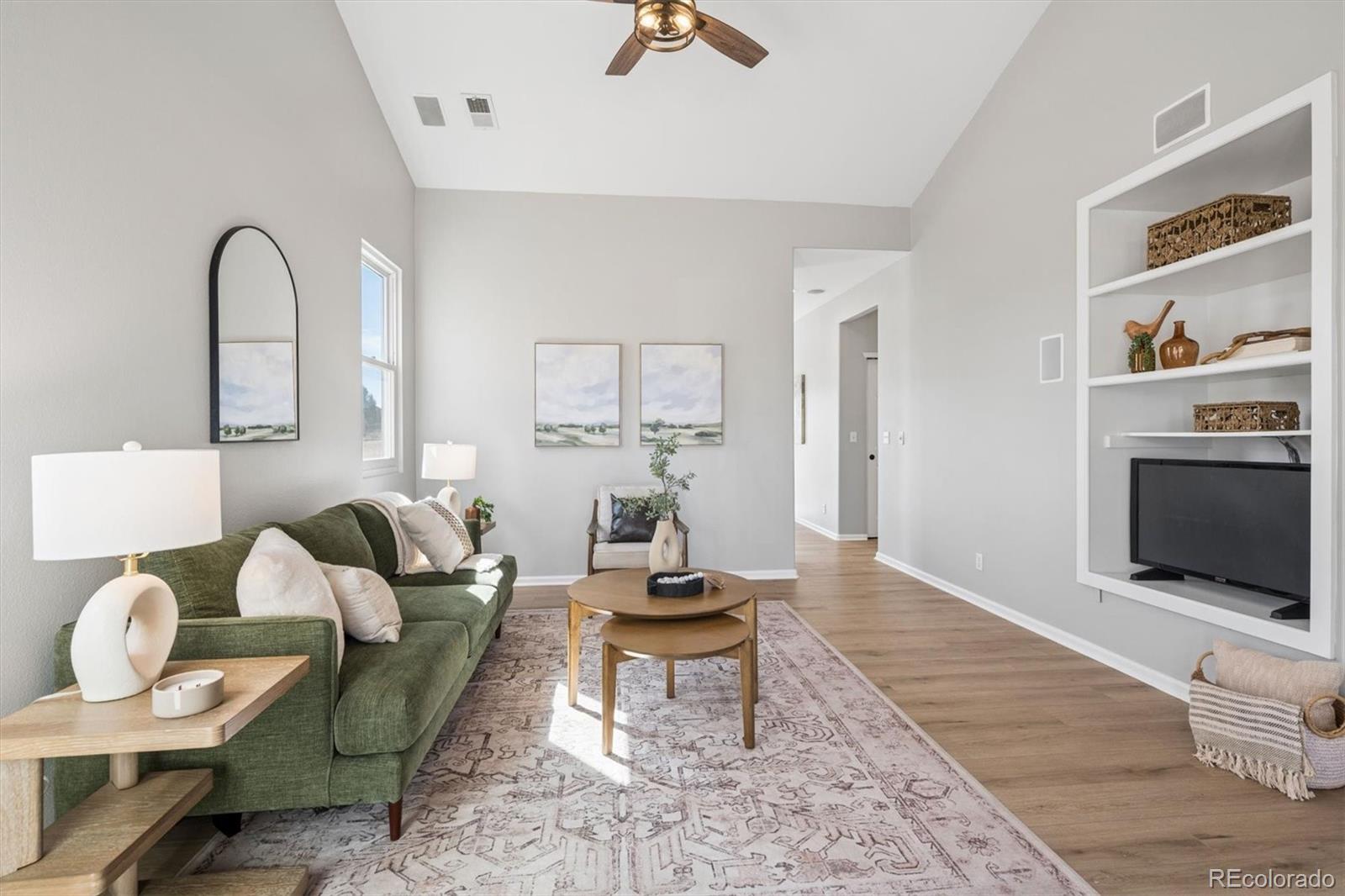 10098 MacKay Drive Highlands Ranch, CO 80130 - Photo 6 of 42 a living room with furniture