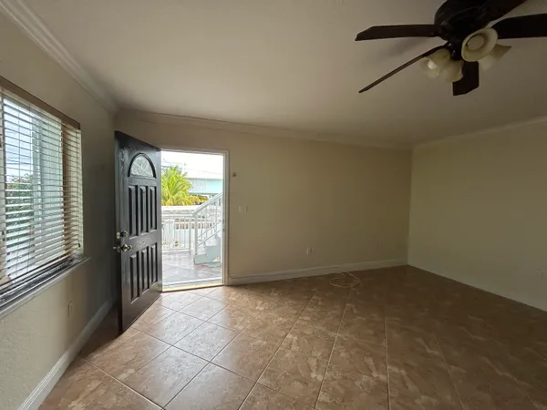 $2,500 | 156 Marina Avenue, Key Largo, FL 33037