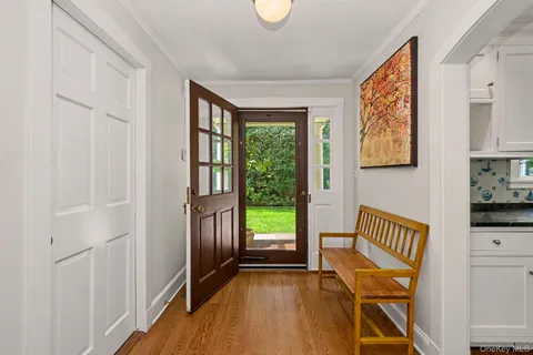 $1,750,000 | 224 Old Colony Road, Hartsdale, NY 10530