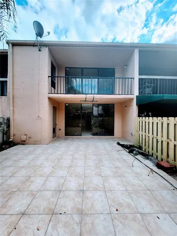 $3,450 | 793 Northeast 206th Street, Miami, FL 33179