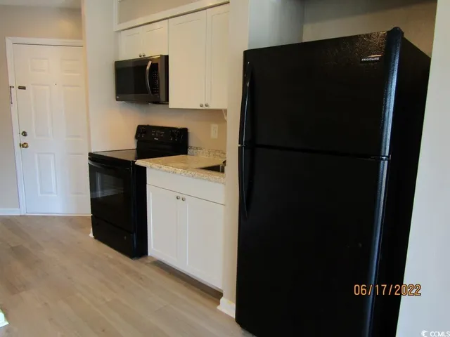 $1,050 | 1100 Possum Trot Road, Unit F123, North Myrtle Beach, SC 29582