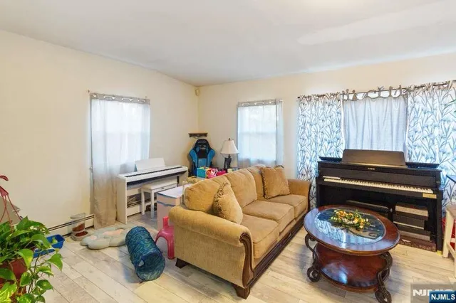 $650,000 | 1124 Belmont Avenue, North Haledon, NJ 07508