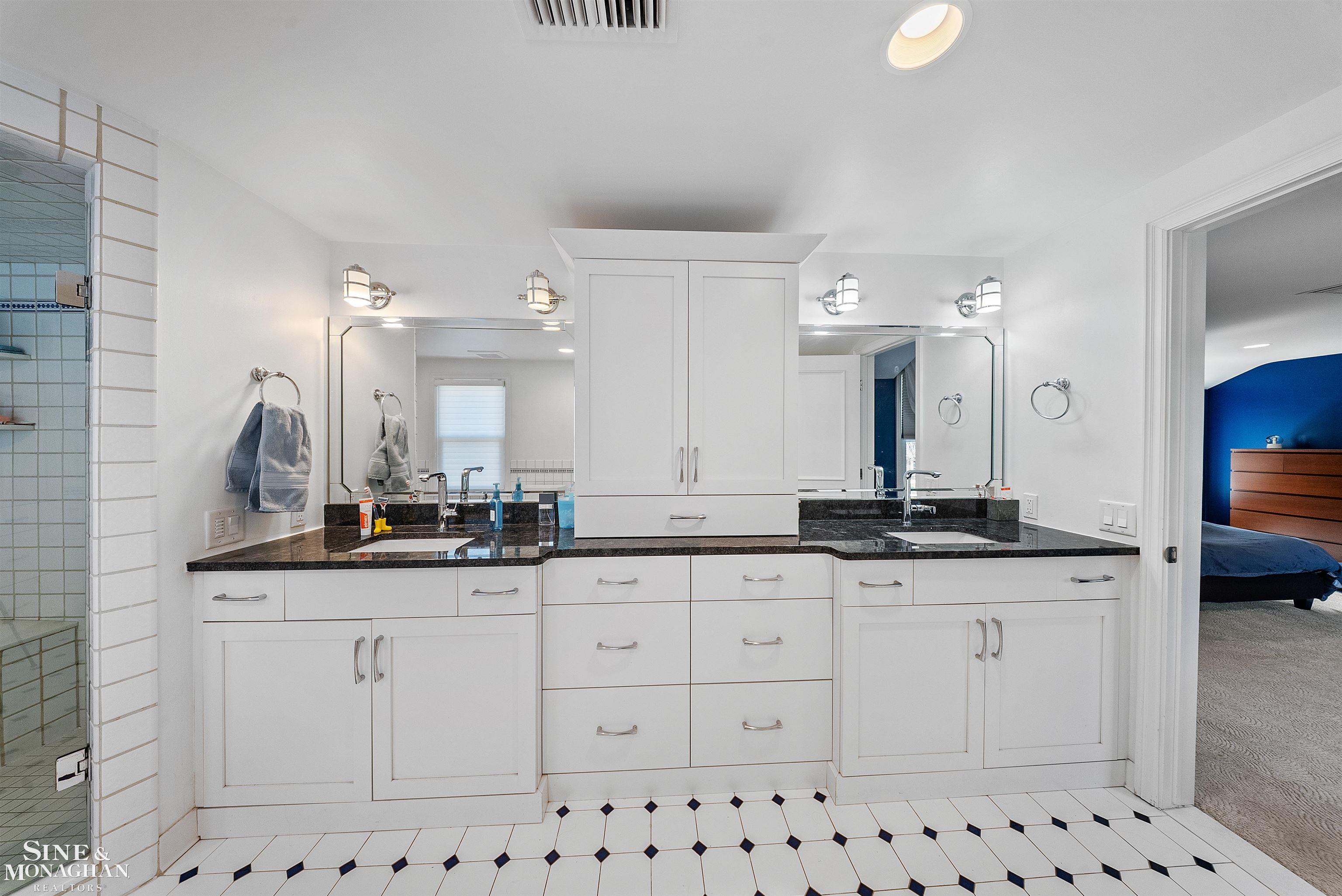 71 North Deeplands Road Grosse Pointe Shores, MI 48236 - Photo 31 of 68