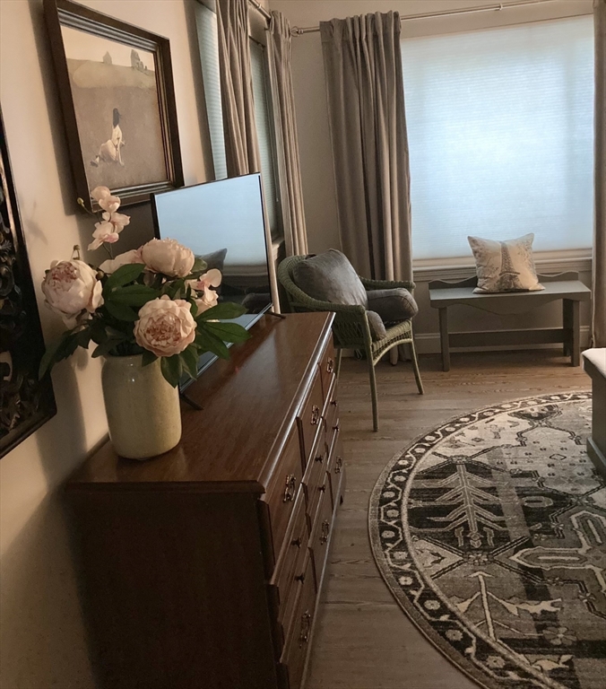 340 Trailside Way, Unit 340 Ashland, MA 01721 - Photo 20 of 39 a living room with furniture