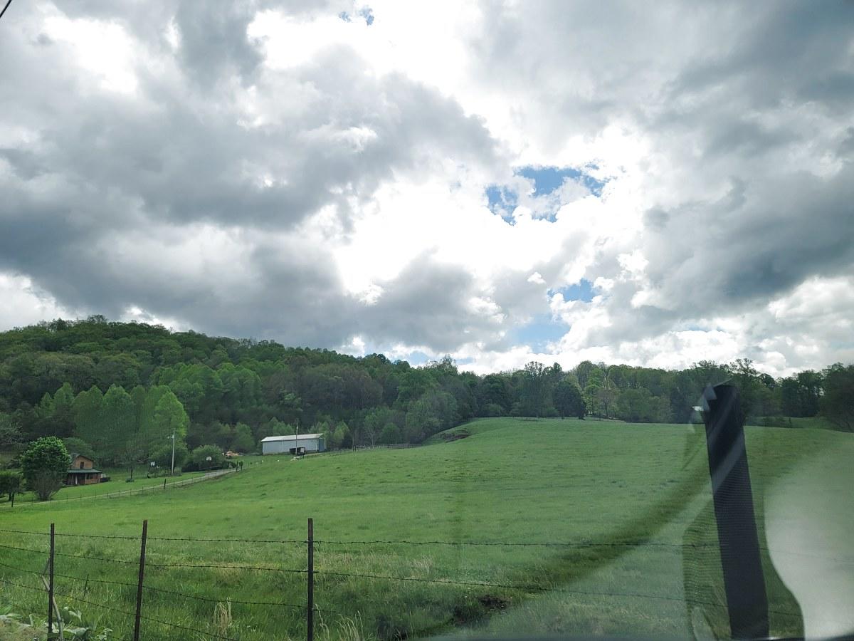 136 Muddy Branch Road, Unit AA1 Elizabethton, TN 37643 - Photo 11 of 12 136 Muddy Branch (12)