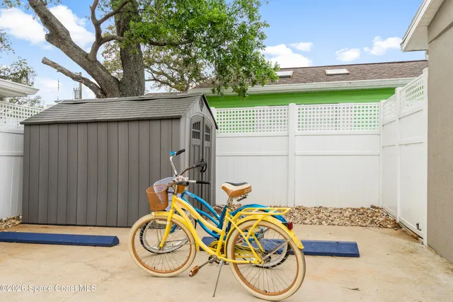 a view of a garage with stuff