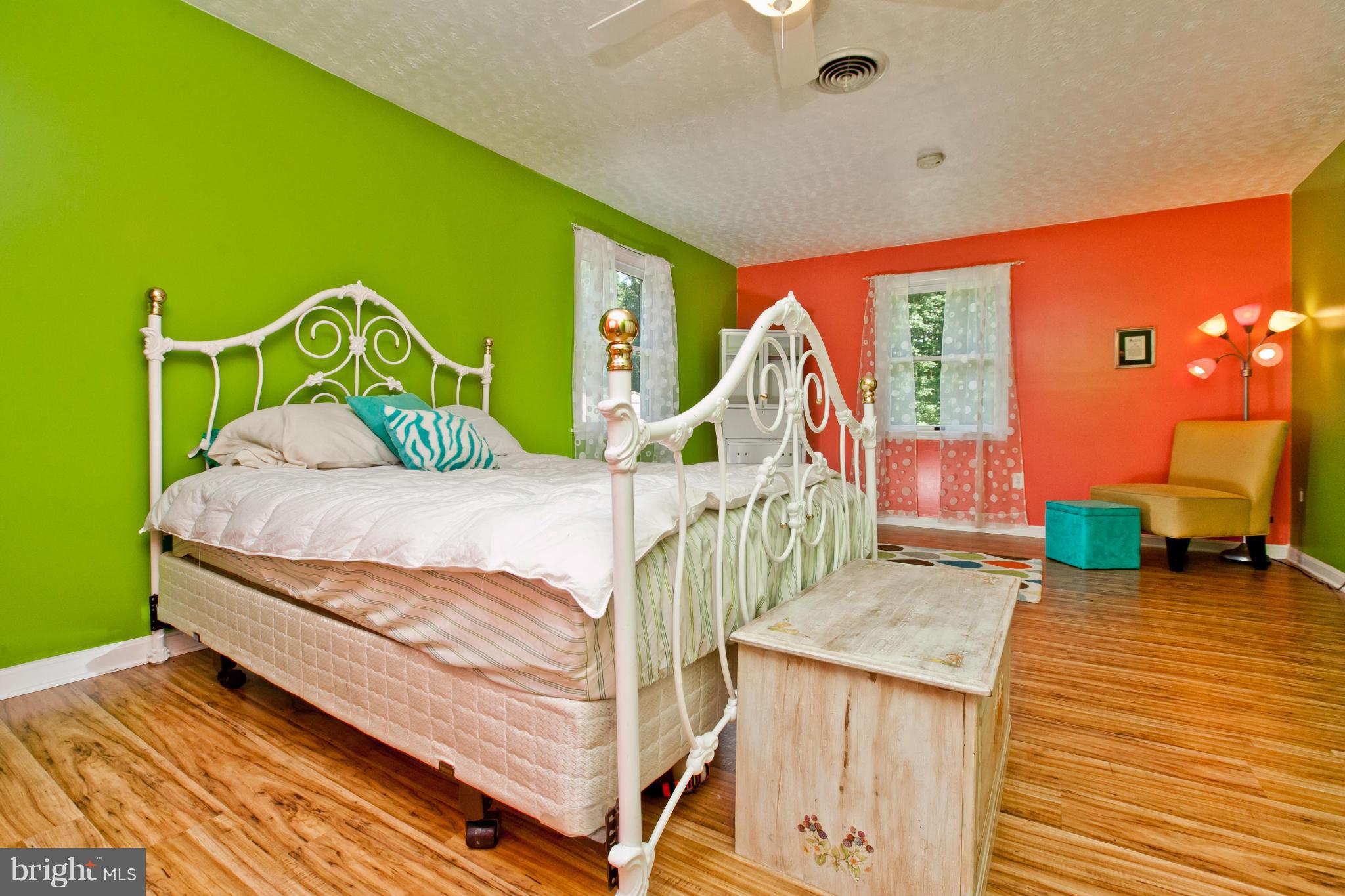 10827 Shanktown Road Big Pool, MD 21711 - Photo 20 of 30 Bedroom