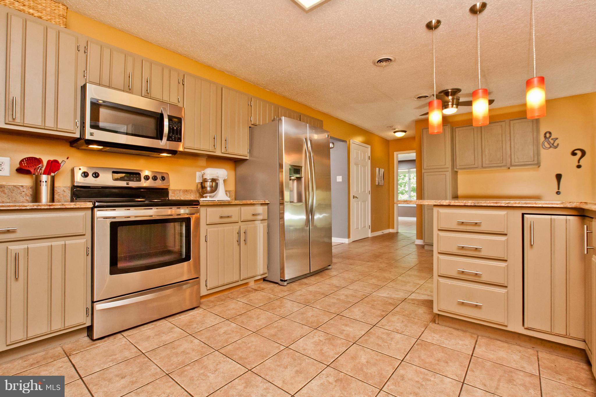 10827 Shanktown Road Big Pool, MD 21711 - Photo 9 of 30 Kitchen