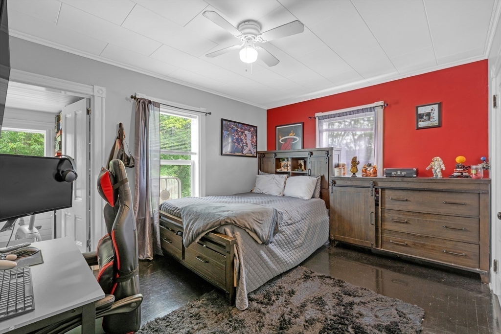 21 Orchard Street Southbridge, MA 01550 - Photo 23 of 41