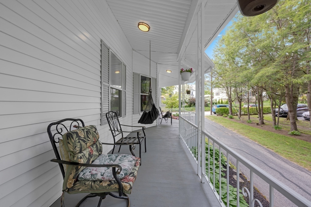 21 Orchard Street Southbridge, MA 01550 - Photo 3 of 41