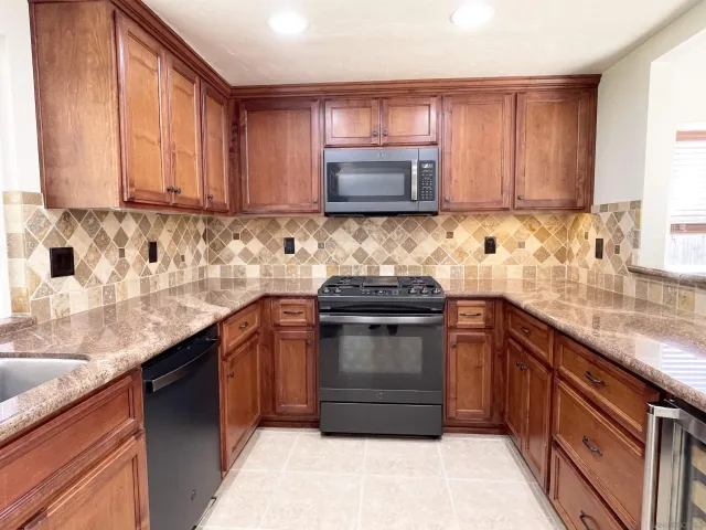 $4,500 | 3533 Via Palma, La Mesa, CA 91941