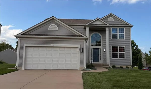 $395,000 | 4904 Northeast 79th Street, Kansas City, MO 64119