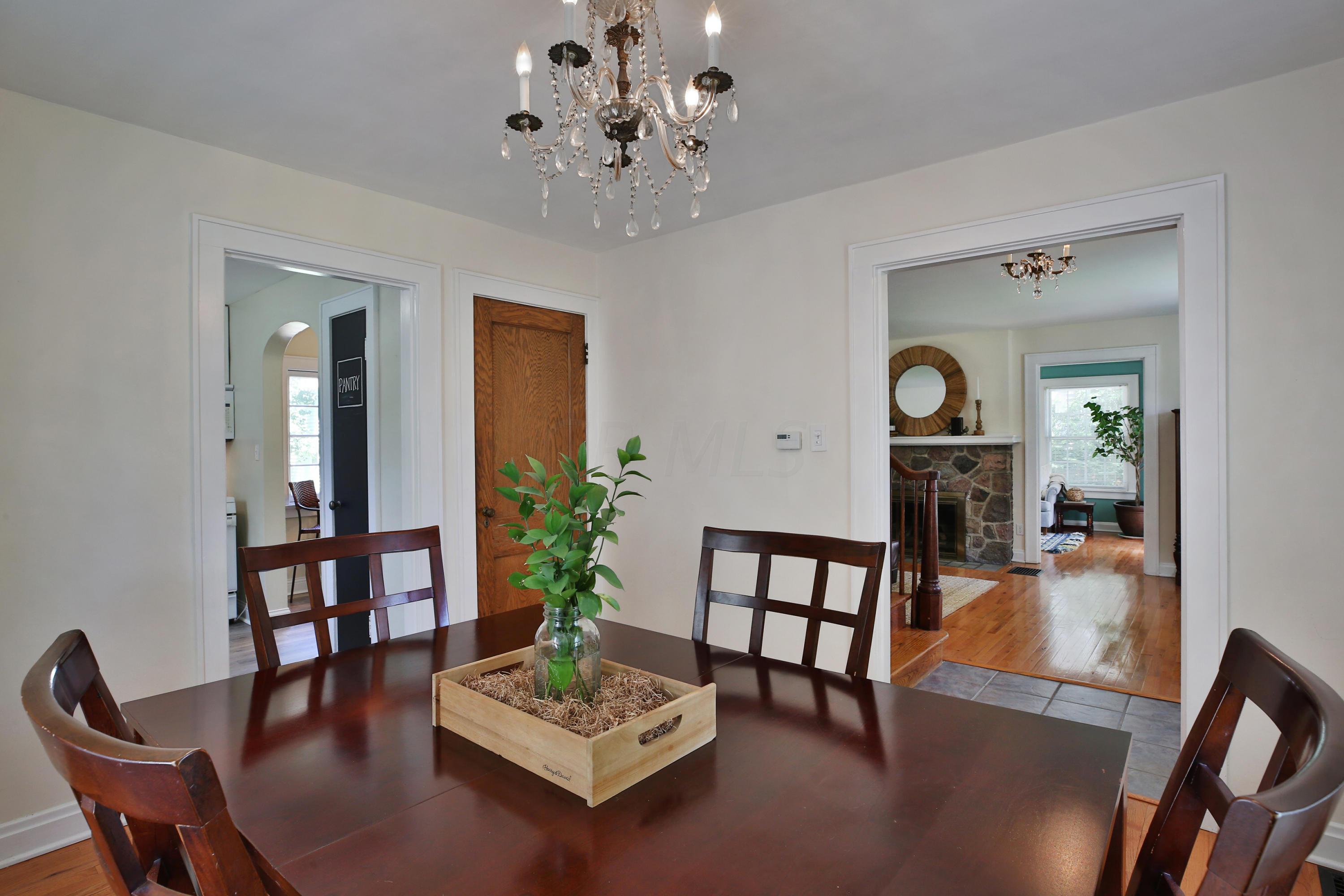 426 East Torrence Road Columbus, OH 43214 - Photo 12 of 40