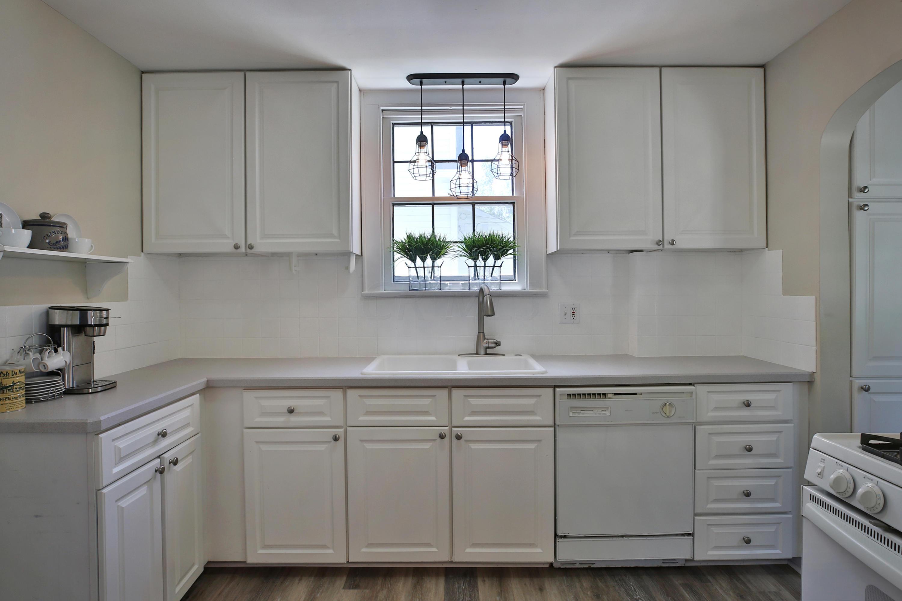 426 East Torrence Road Columbus, OH 43214 - Photo 14 of 40