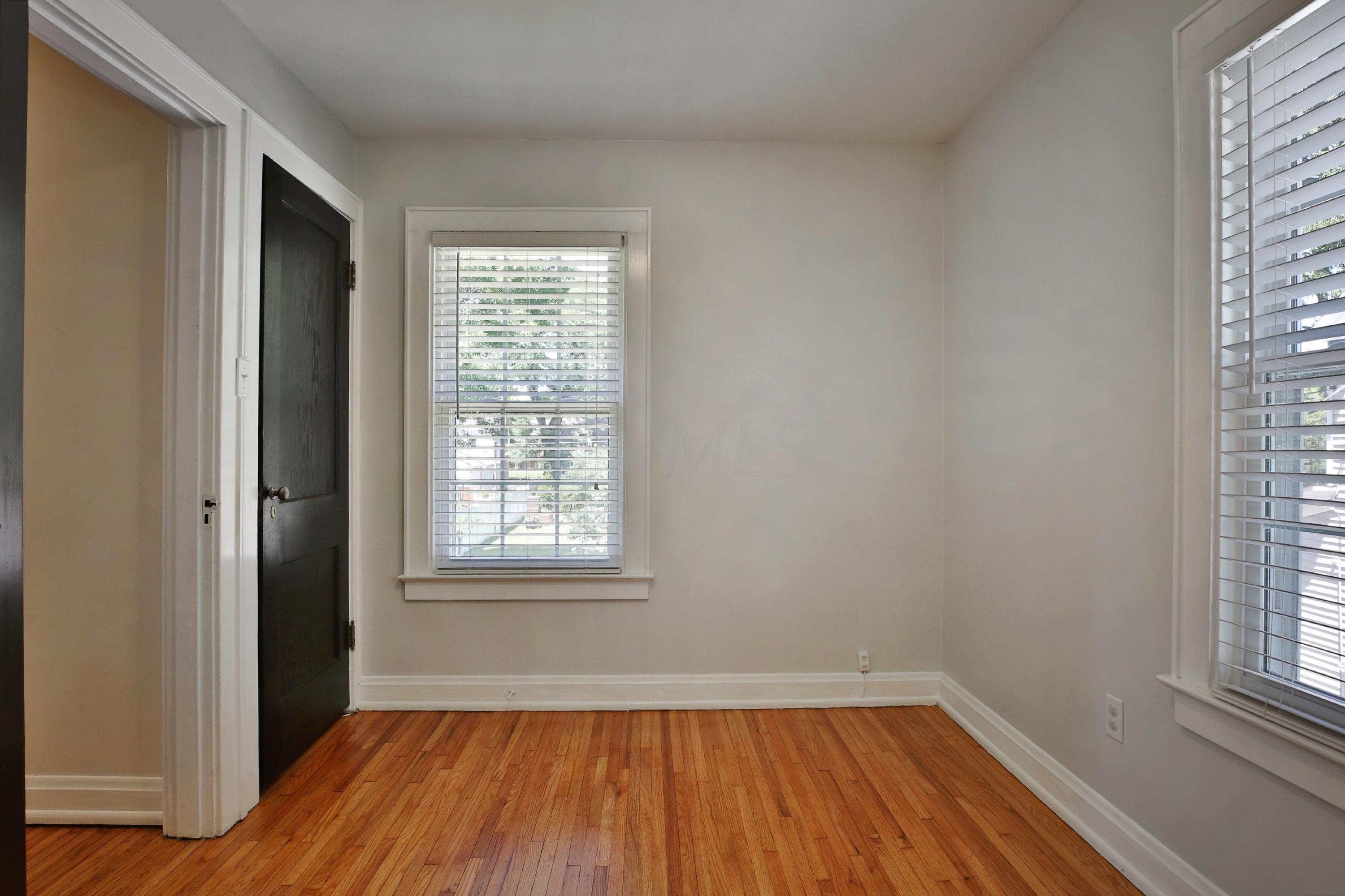 426 East Torrence Road Columbus, OH 43214 - Photo 22 of 40
