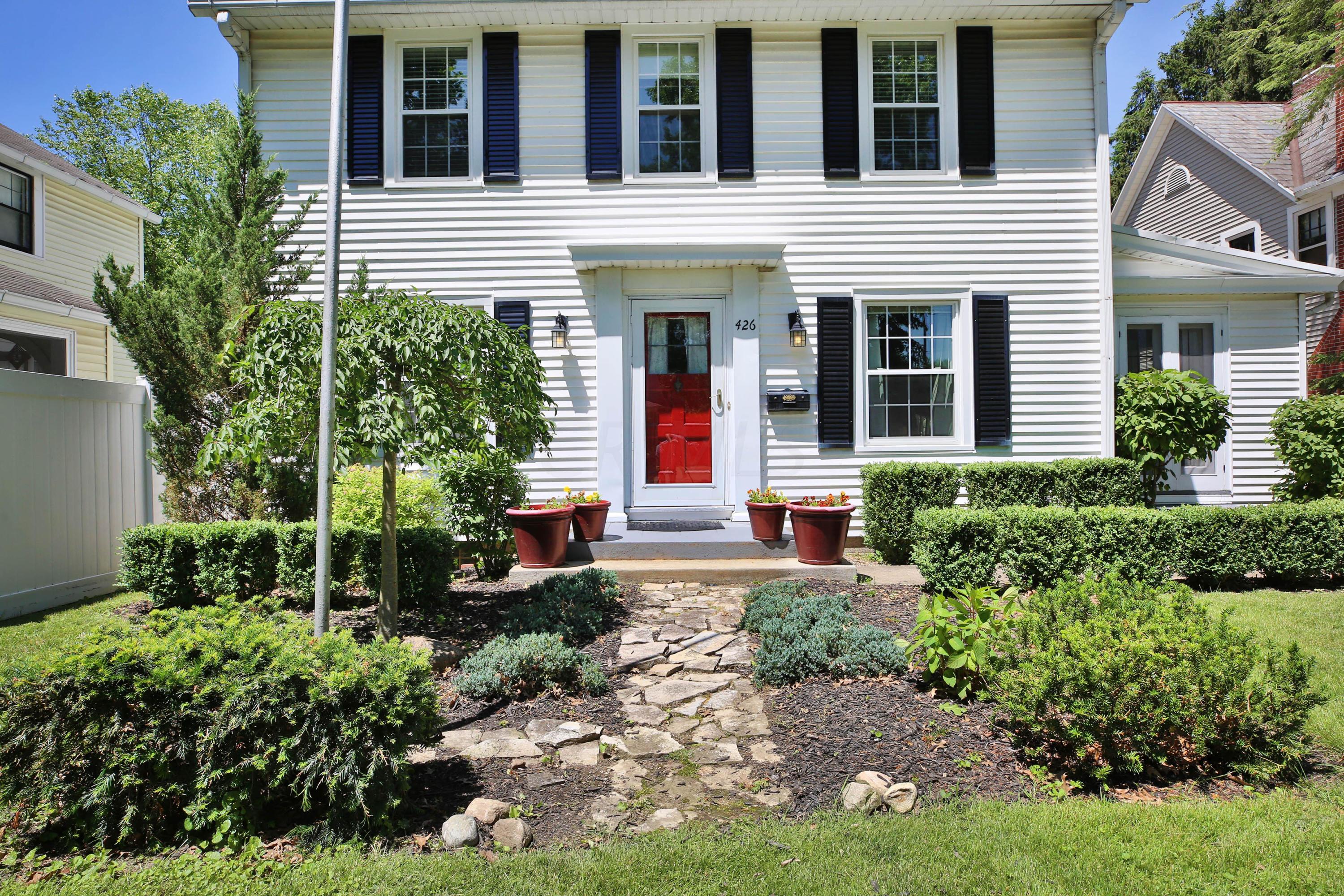 426 East Torrence Road Columbus, OH 43214 - Photo 3 of 40