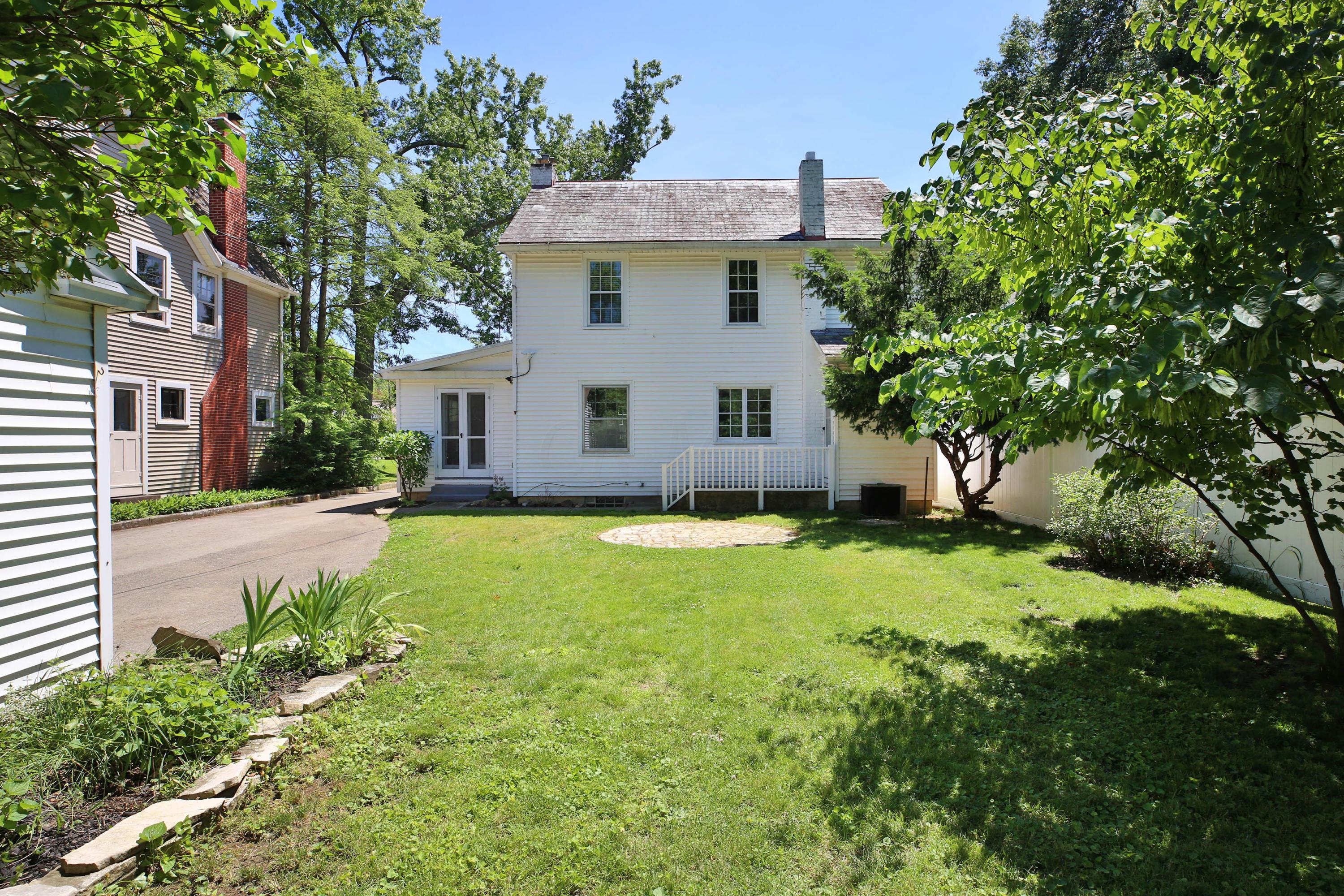 426 East Torrence Road Columbus, OH 43214 - Photo 36 of 40