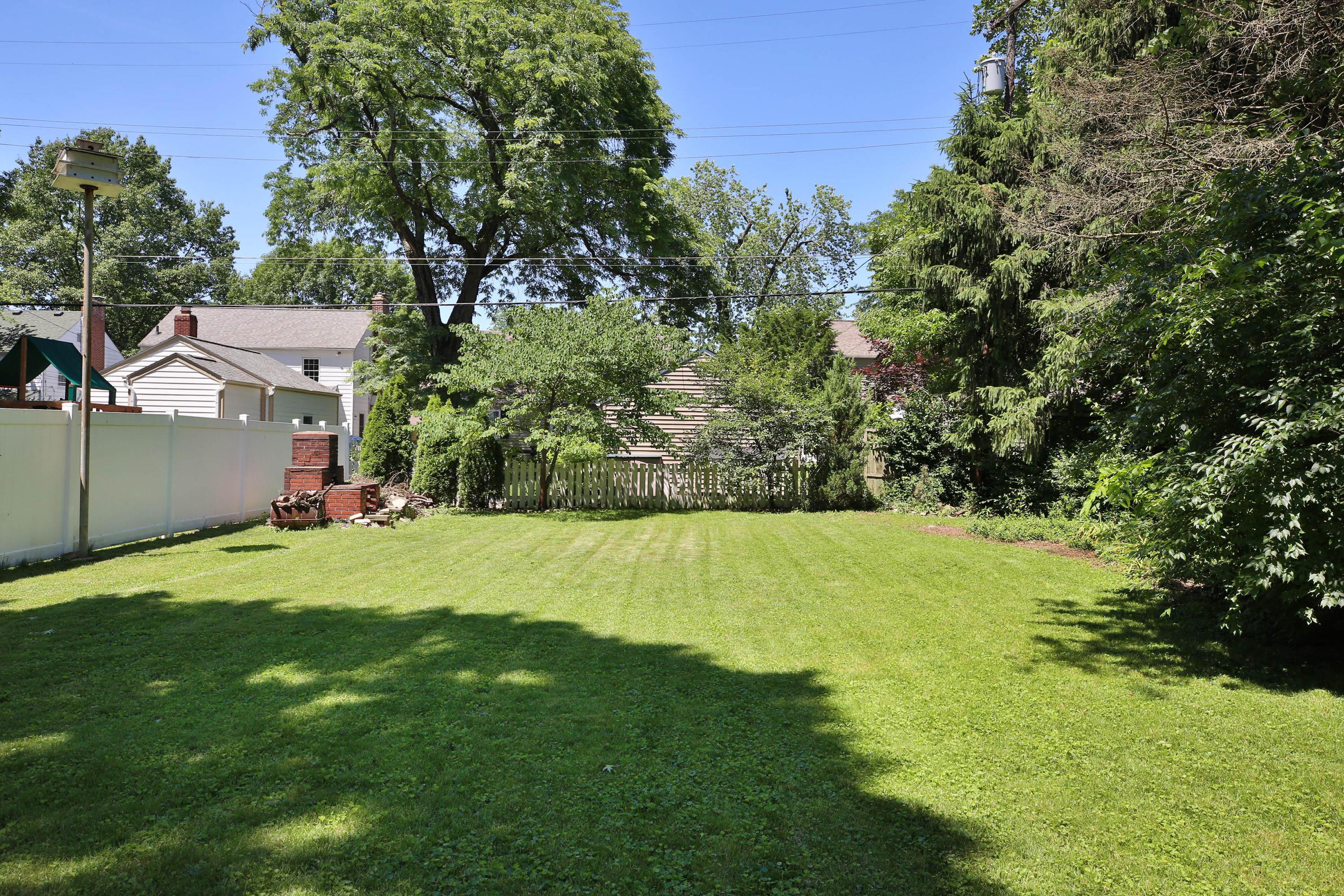 426 East Torrence Road Columbus, OH 43214 - Photo 39 of 40