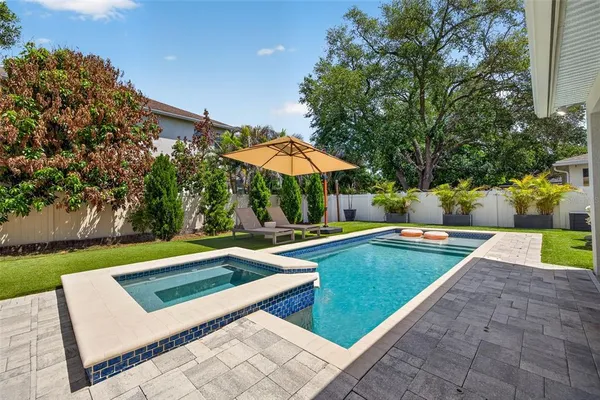 $1,085,000 | 1031 West Alfred Street, Tampa, FL 33603