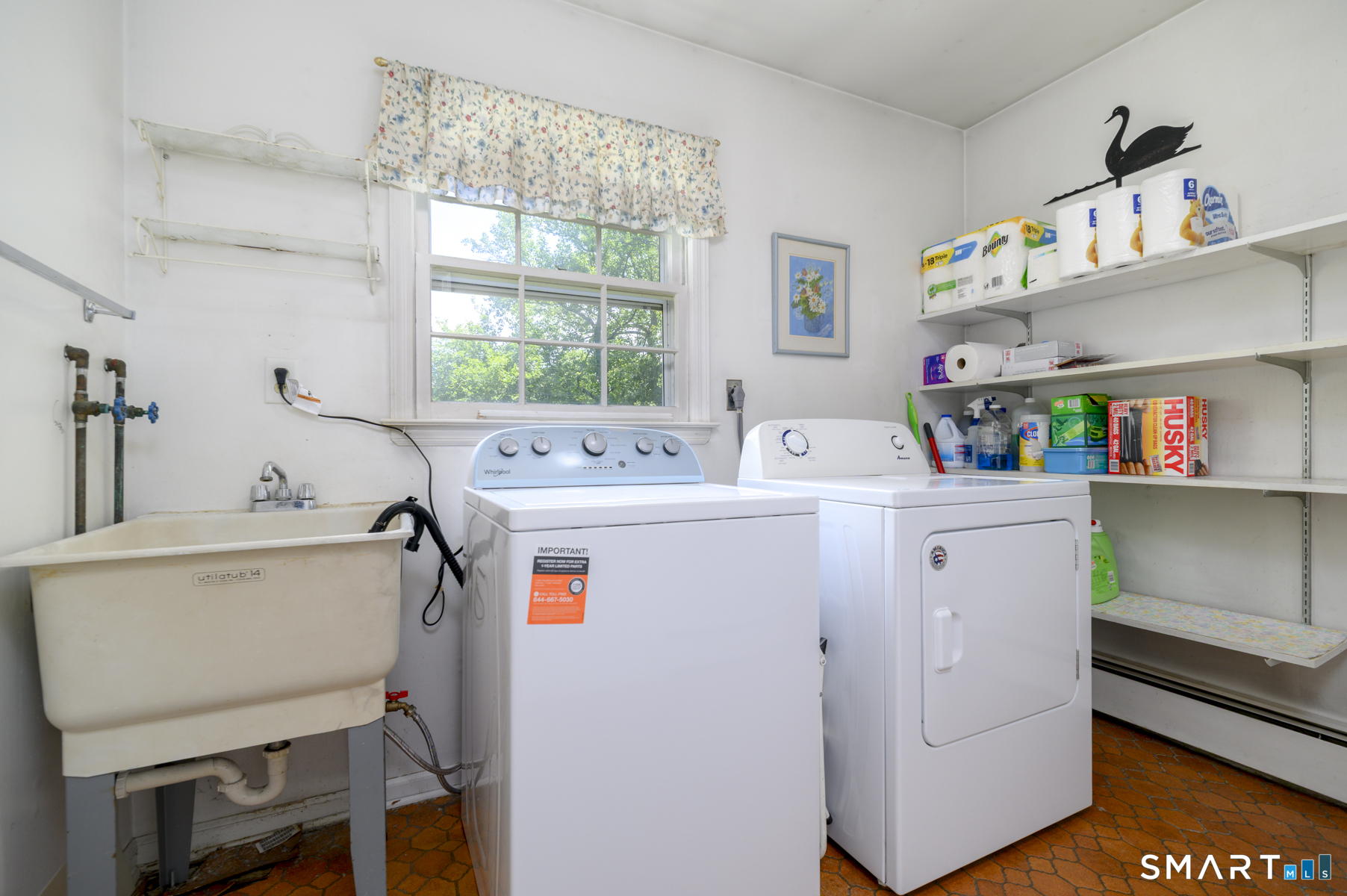 101 East Cross Road Stamford, CT 06907 - Photo 16 of 33