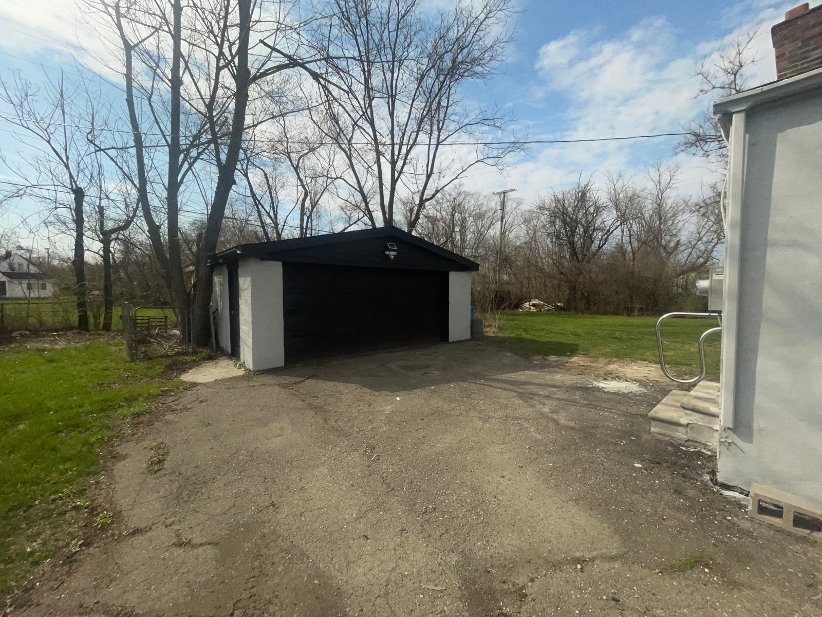 3158 Hickory Street Inkster, MI 48141 - Photo 5 of 23 PHOTO-2026-04-08-19-34-34 (1)