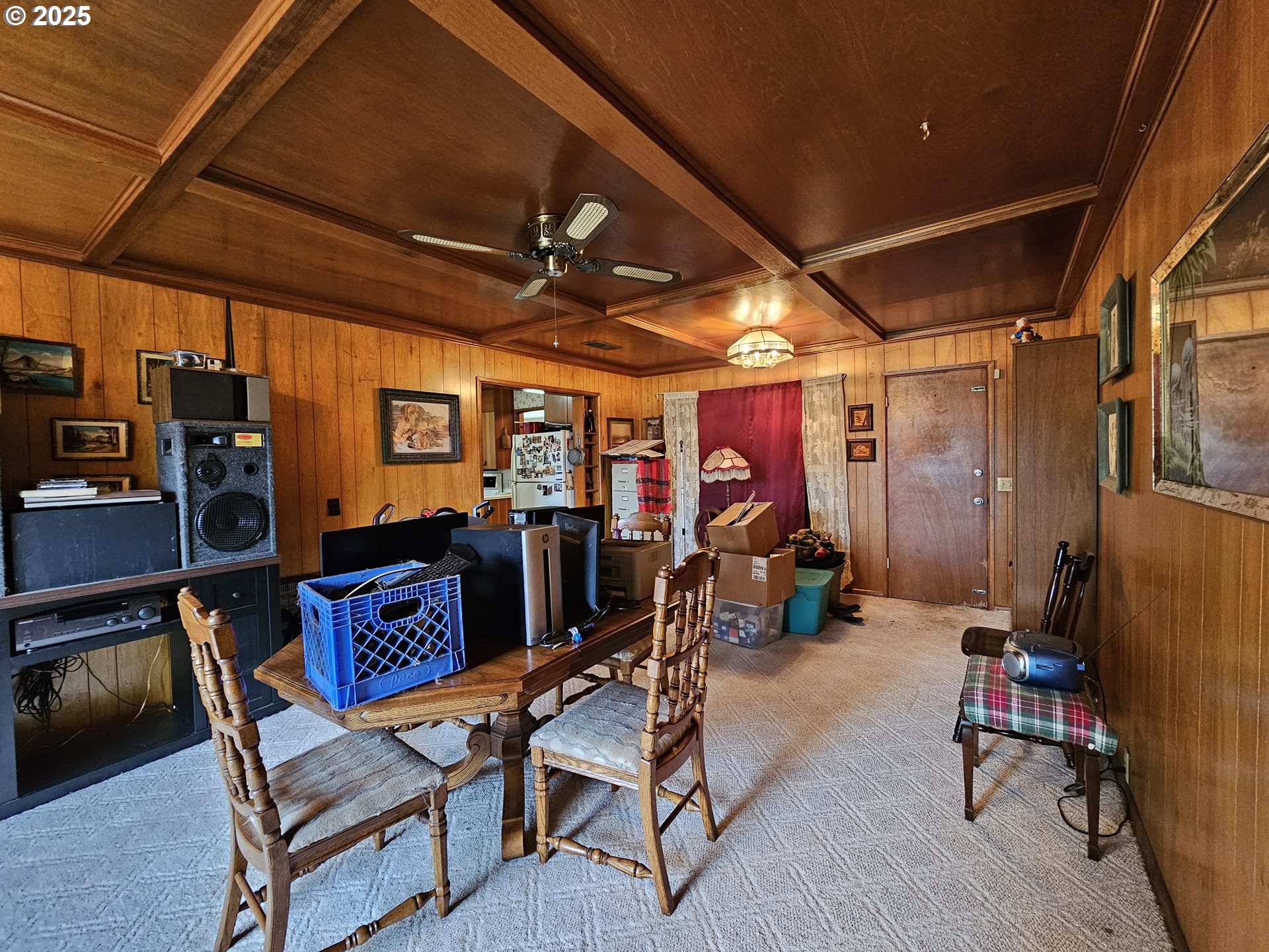 2462 Austin Road Roseburg, OR 97471 - Photo 28 of 36 a view of a room with gym equipment