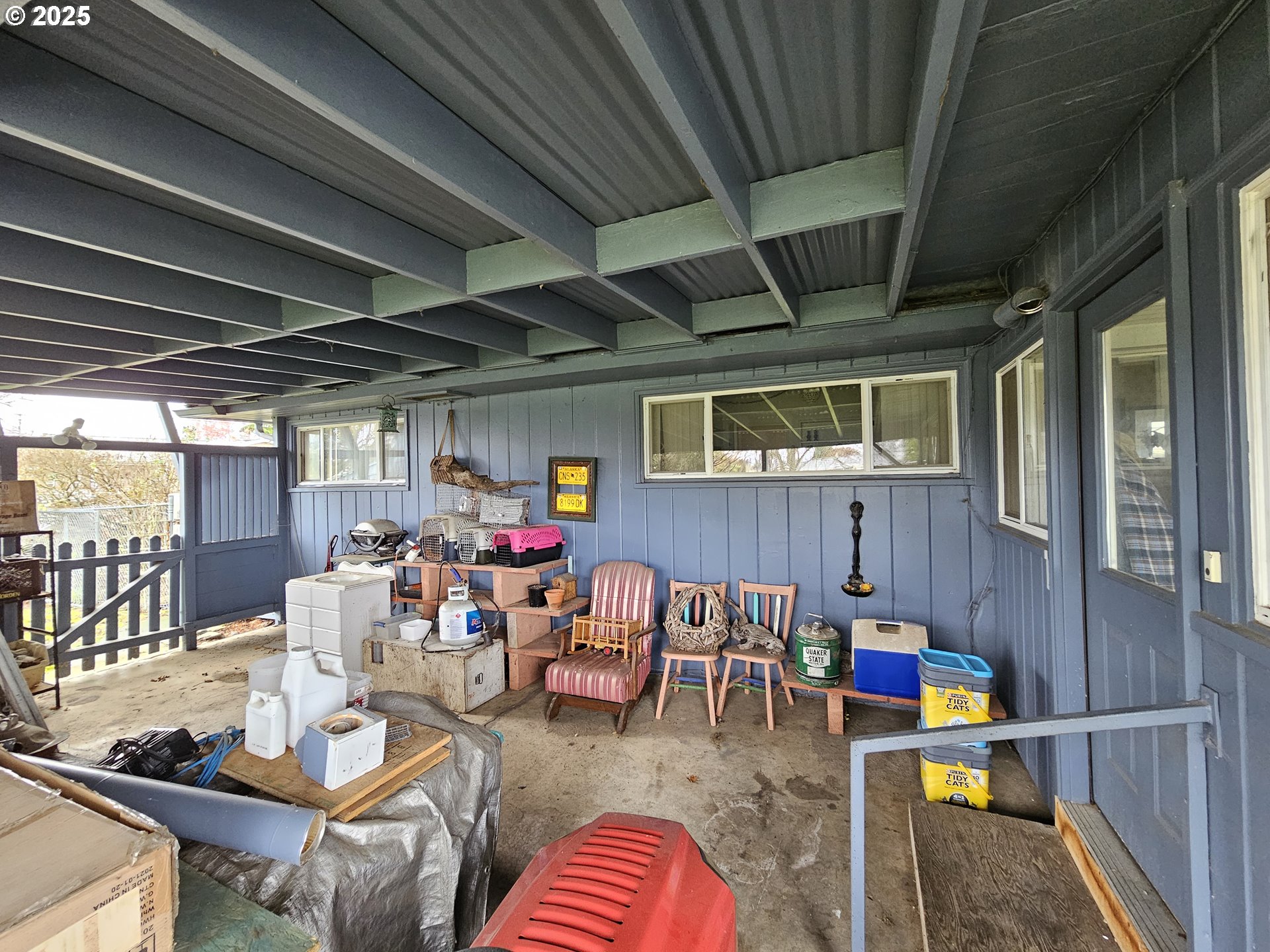 2462 Austin Road Roseburg, OR 97471 - Photo 32 of 36 a outdoor space with furniture
