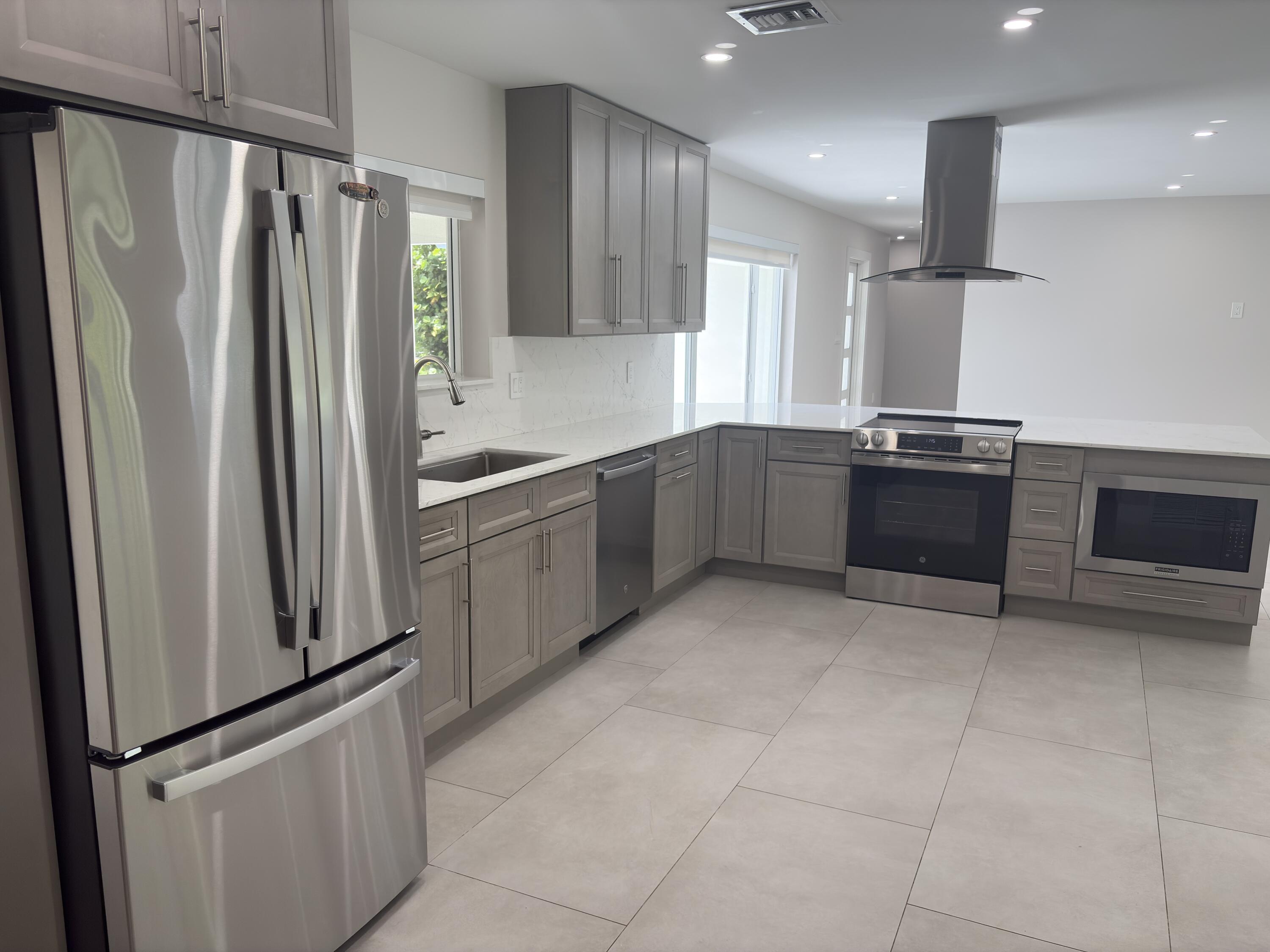 1400 Northwest 4th Street Boca Raton, FL 33486 - Photo 6 of 22 IMG_3430