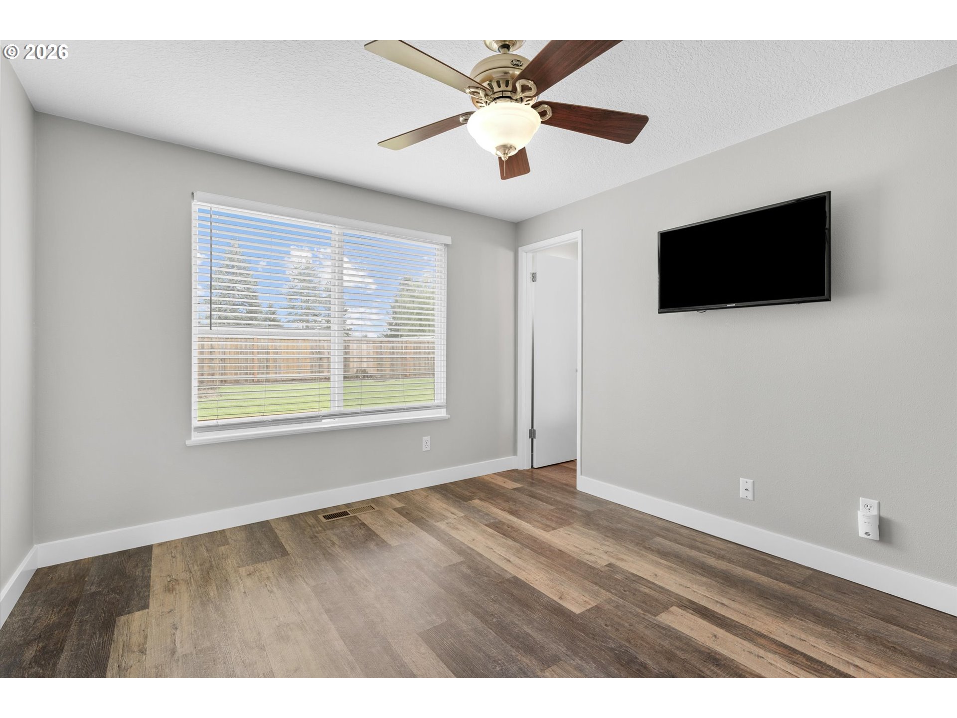 17570 Northwest Park View Boulevard Portland, OR 97229 - Photo 12 of 28