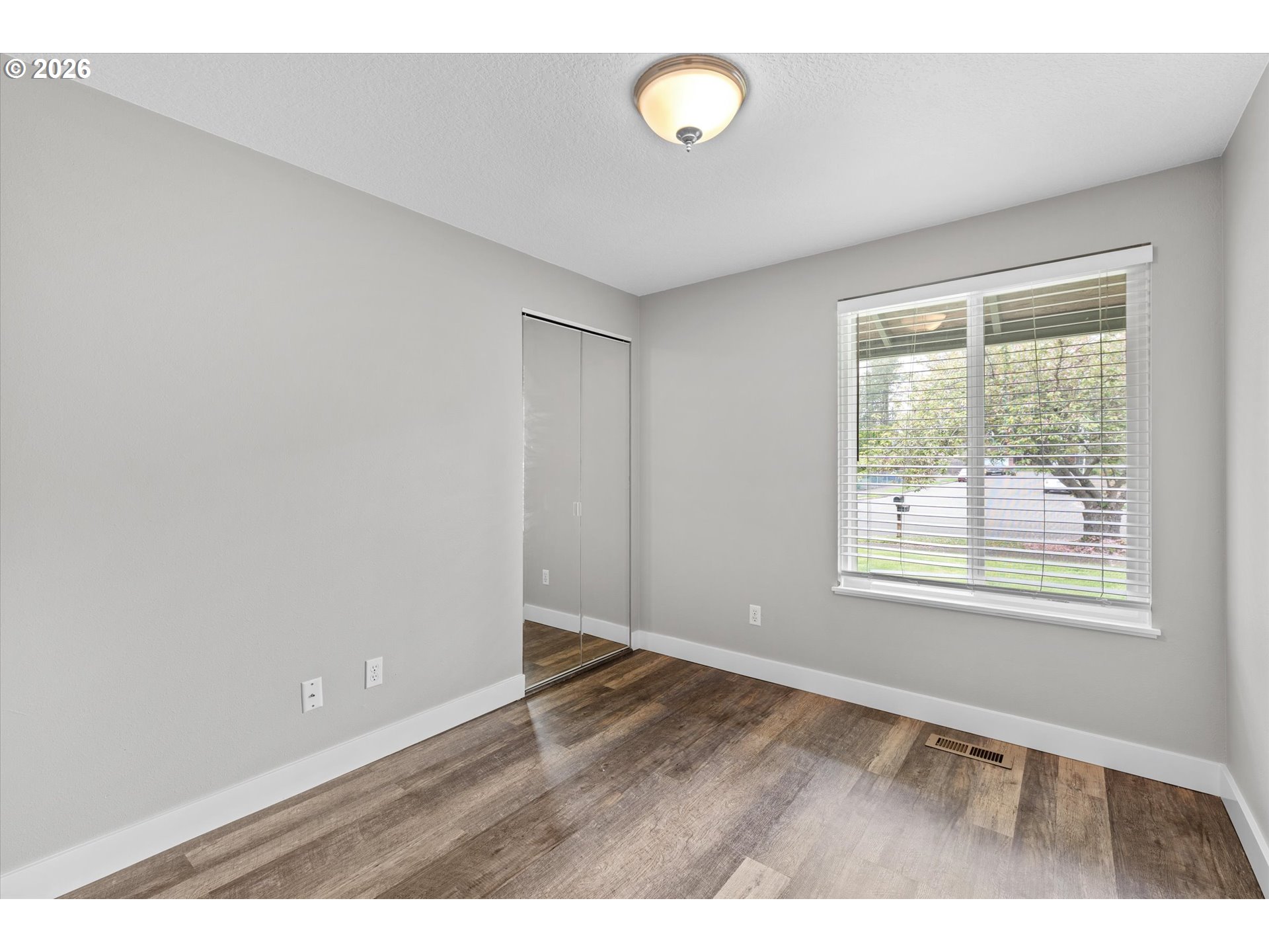 17570 Northwest Park View Boulevard Portland, OR 97229 - Photo 14 of 28