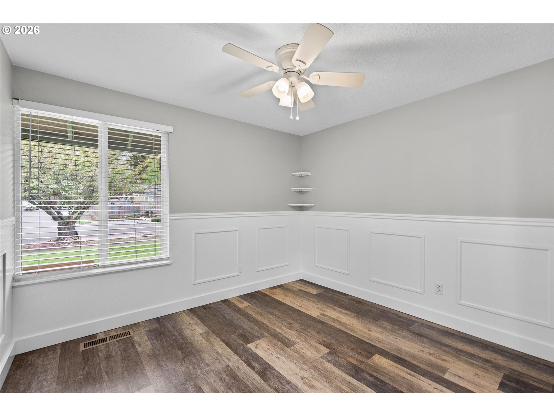 17570 Northwest Park View Boulevard Portland, OR 97229 - Photo 15 of 28